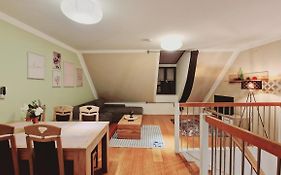 Elegance Apartment